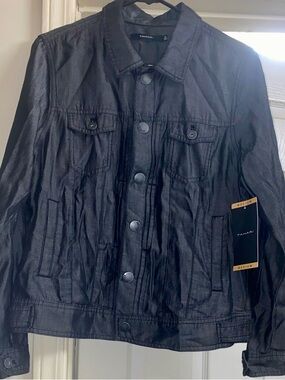 Tahari Lightweight Button-Front Shirt Jacket